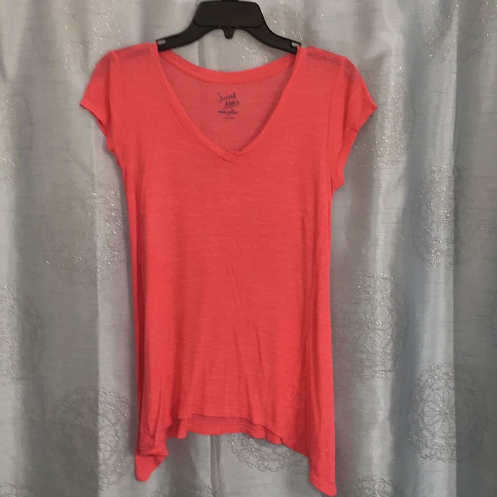 Pink summer top